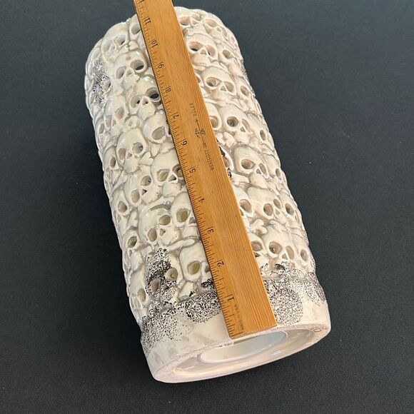 Bundle of Halloween Skulls Candleholder W/Candle - Picture 8 of 8